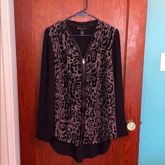 Lane Bryant animal print blouse *NEW PRICE* - Picture 2 of 7
